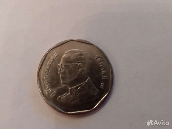 5 таиландских бат