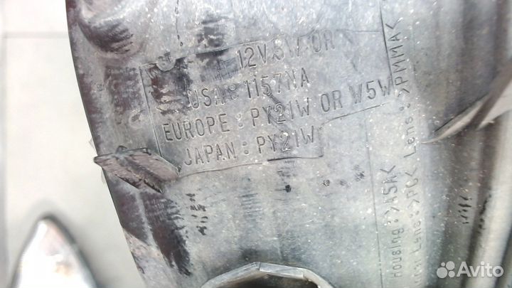 Поворот Toyota Land Cruiser (100) , 1998