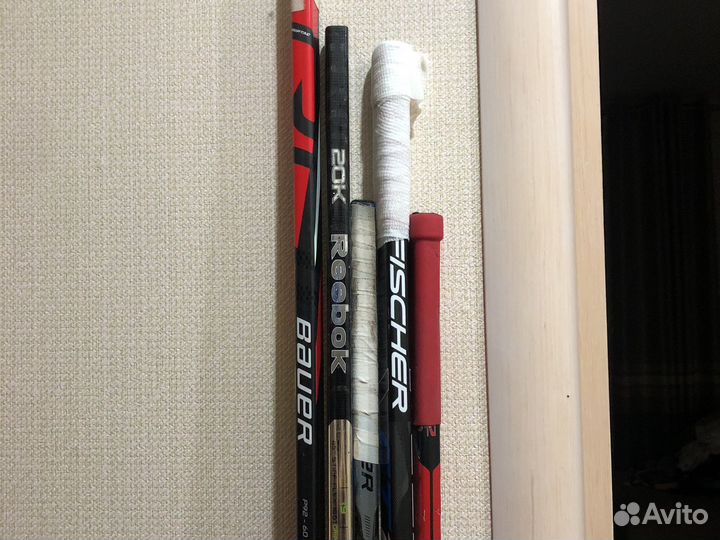 Клюшка хоккейная