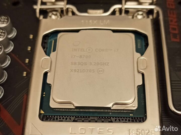 I7 8700/Z390/16GB DDR4