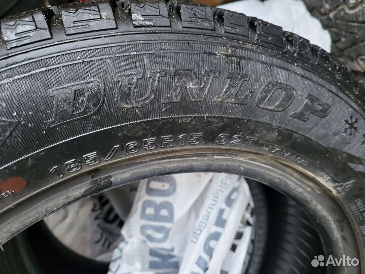 Dunlop SP Winter Ice 02 185/65 R15 92