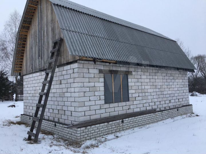 Дом 100 м² на участке 27 сот.