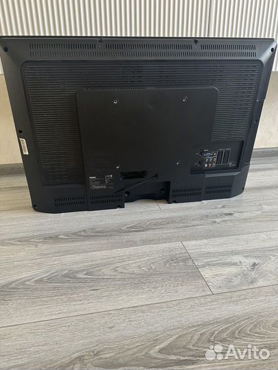 ЖК- телевизор