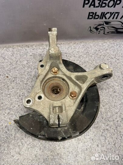 Кулак поворотный передний правый Chevrolet Cruze