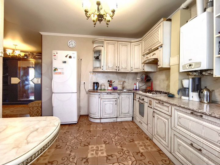 2-к. квартира, 65 м², 3/4 эт.