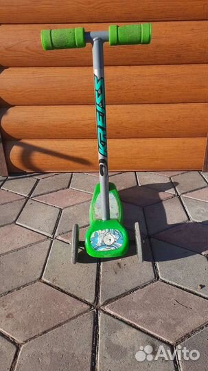 Самокат детский трехколесный