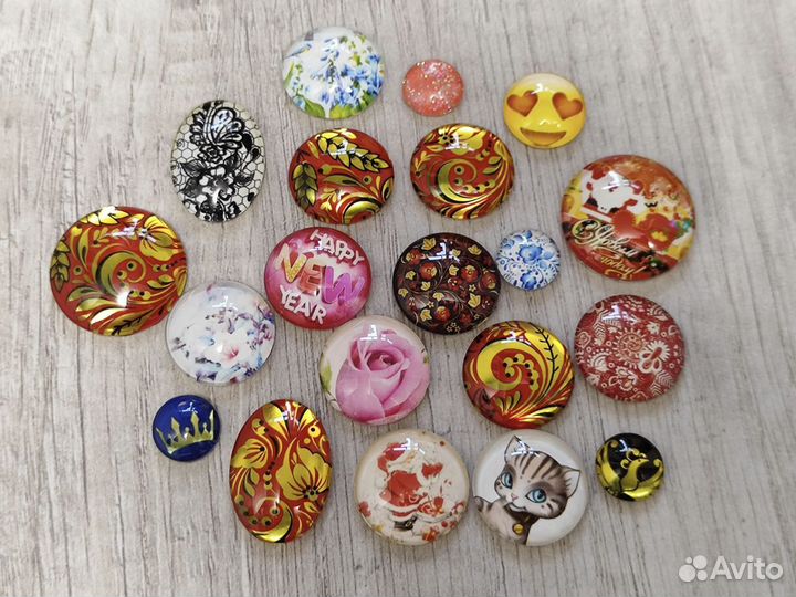 Кабошоны разные из стекла