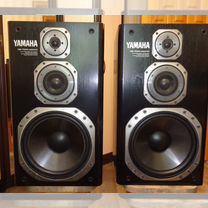 Yamaha NS-700X