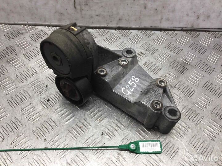 Натяжитель ремня генератора Mercedes C-klasse 1s4q