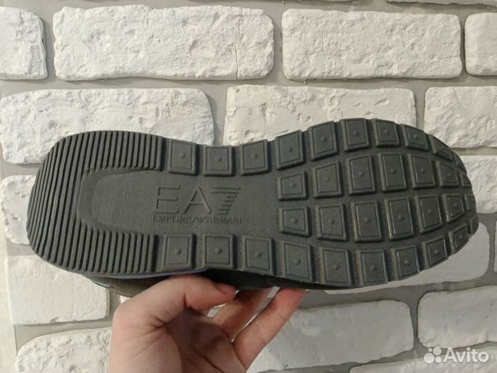 Кроссовки Armani AE7