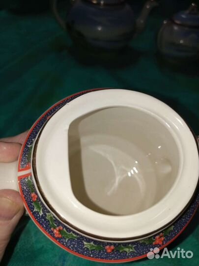 Чайники разные