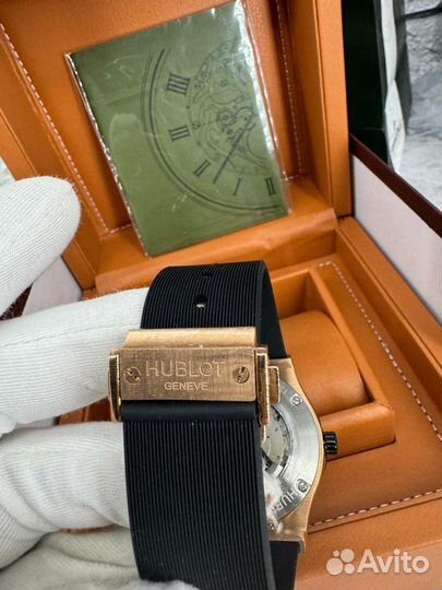 Часы механические Hublot