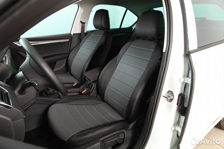 Чехол на LADA Vesta 40/60 2015- белый (шт) 87755