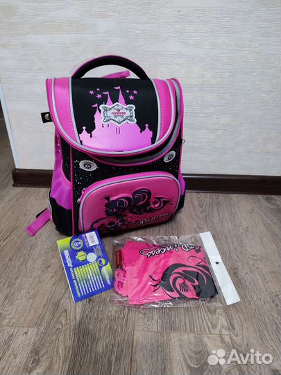 Рюкзак школьный across