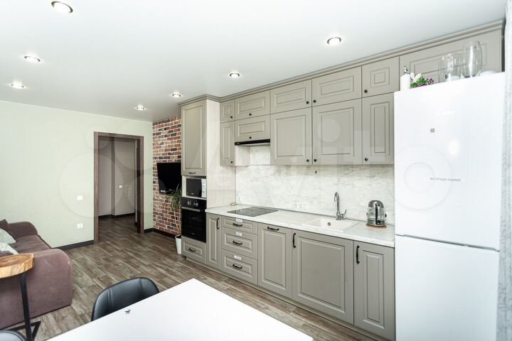 2-к. квартира, 68,5 м², 4/9 эт.