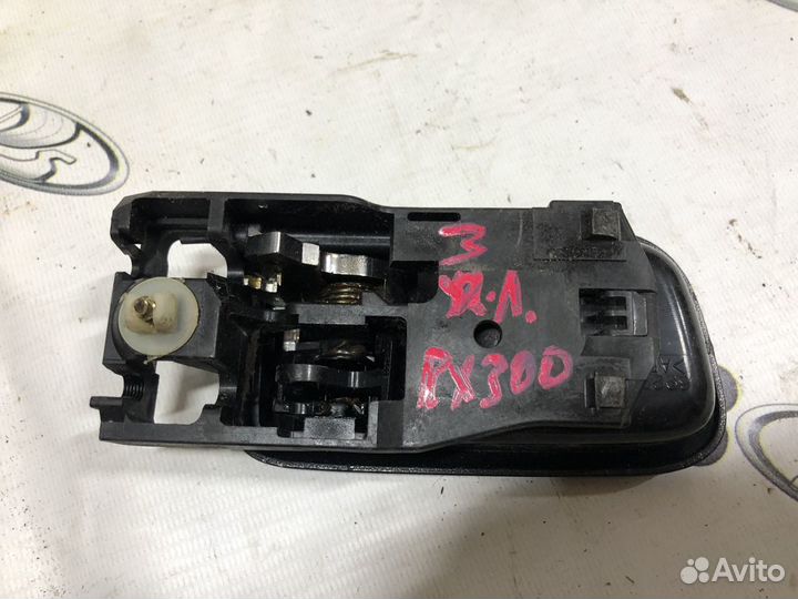 Ручка открывания задней двери внутренняя Lexus Rx