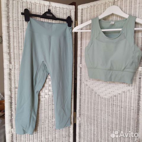 Женский спортивный костюм для фитнеса 40-42