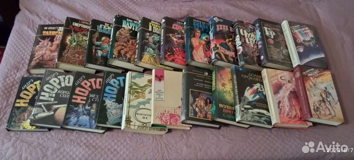 Книги фантастика и фэнтези
