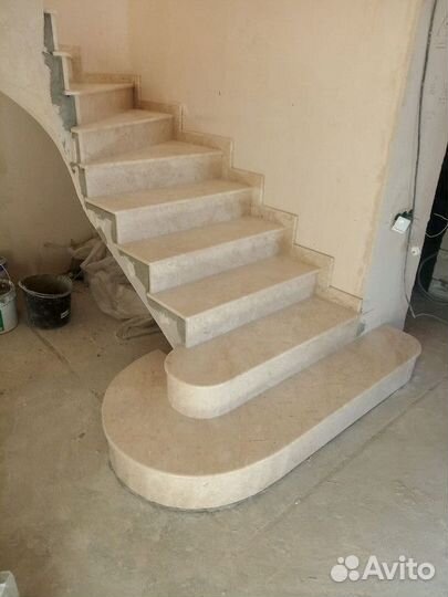 Ступени из мрамора