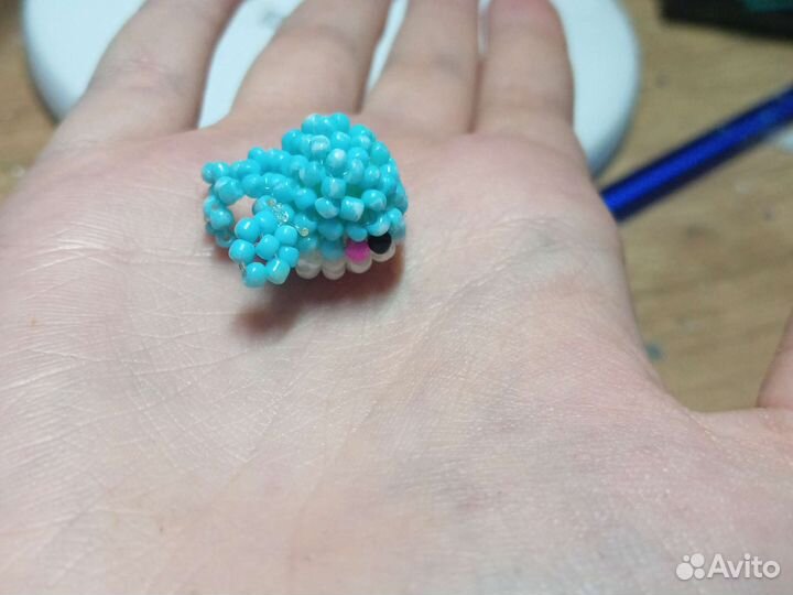 Кит из бисера