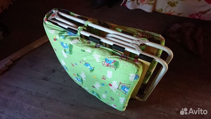 Раскладушка детская с матрасом