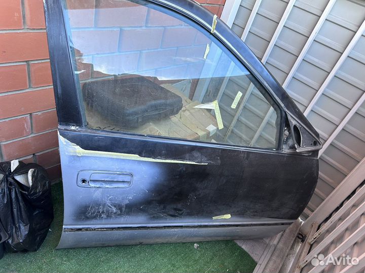 Дверь на toyota camry gracia