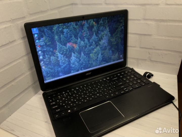 Хороший ноутбук Acer FullHD/i5/8gb