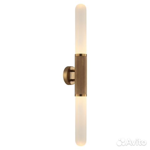 Бра настенный металлический со стеклом