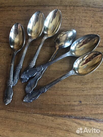 Стопки подарочные и ложки чайные