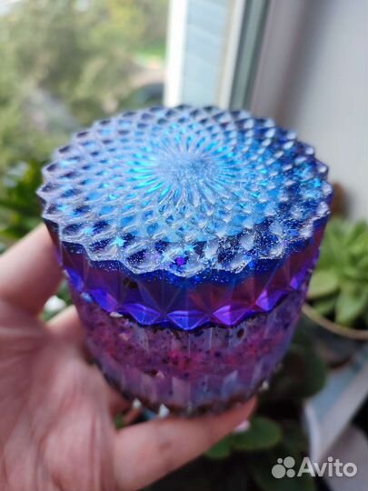 Шкатулка для мелочей из эпоксидной смолы