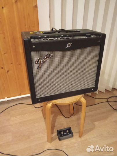 Гитарный усилитель Fender Mustang 3 V2 100ватт