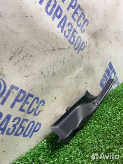 Водосток передний левый Mazda Cx-7 кроссовер 2.3