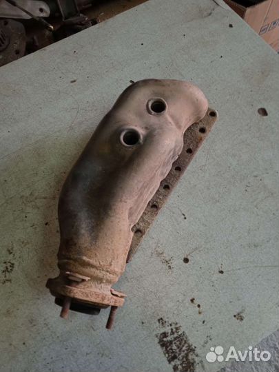 Выпускной коллектор правый audi a8 d2 ауди а8 д2