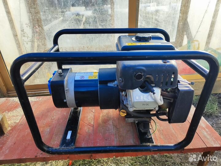 Генератор бензиновый Hitachi E24SB