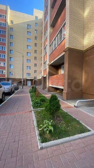 2-к. квартира, 81,5 м², 8/10 эт.