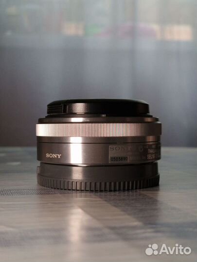 Sony 16mm f/2.8 (Sony E APS-C)