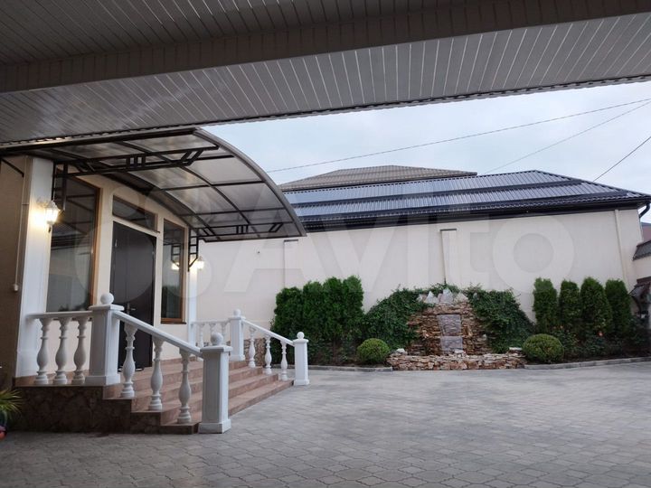 Дом 180 м² на участке 14 сот.