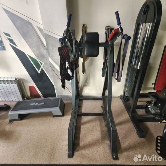 Тренажеры, беговые дорожки, велотренажер и другое