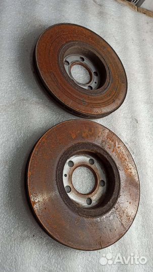 Диск передний тормозной Volkswagen Polo