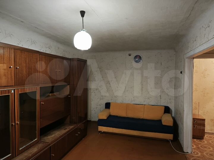 2-к. квартира, 43 м², 3/5 эт.