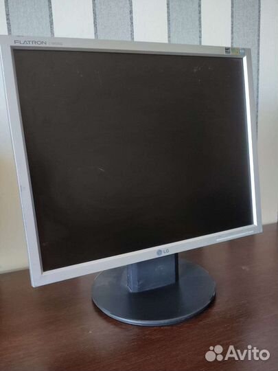 Мониторы широкоформатные 19