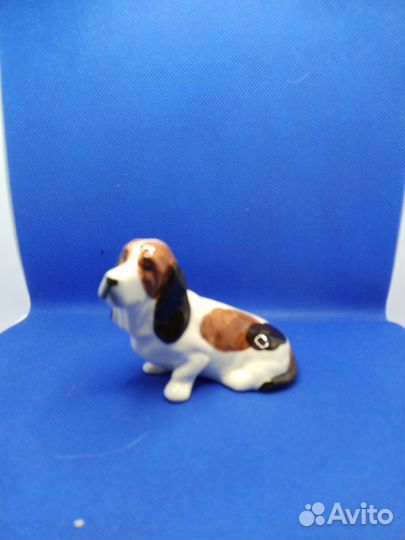 Фарфоровые статуэтки собак