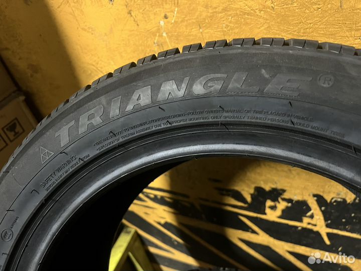 Triangle SeasonX TA01 215/55 R17