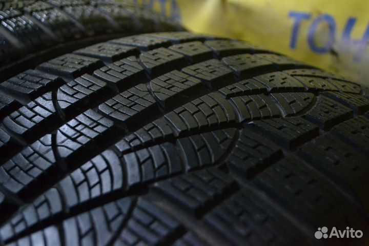 Pirelli Winter Sottozero 240 Serie II 265/35 R20