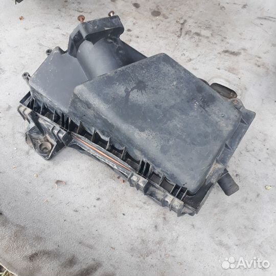 Корпус воздушного фильтра Шкода Октавия тур (А4U1)