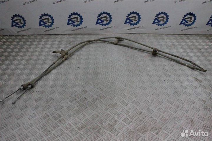 Трос стояночного тормоза Hyundai Solaris 1 1.6