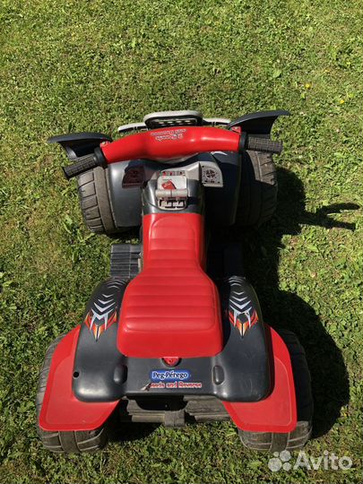 Детский квадроцикл Peg perego