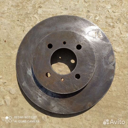 Передние тормозные диски на Mitsubishi Lancer