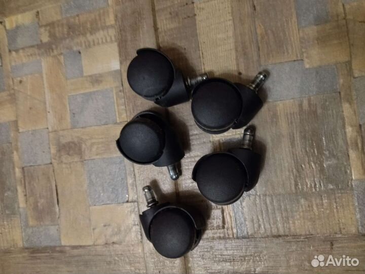 Колёсики для компьютерного кресла