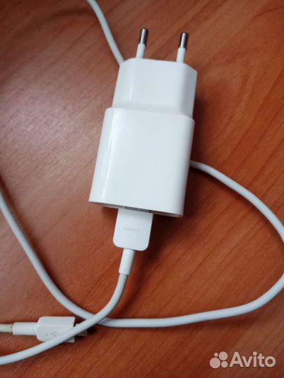 Зарядное устройство для телефона